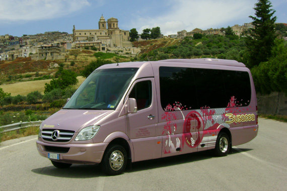 busacca bus flotta minibus